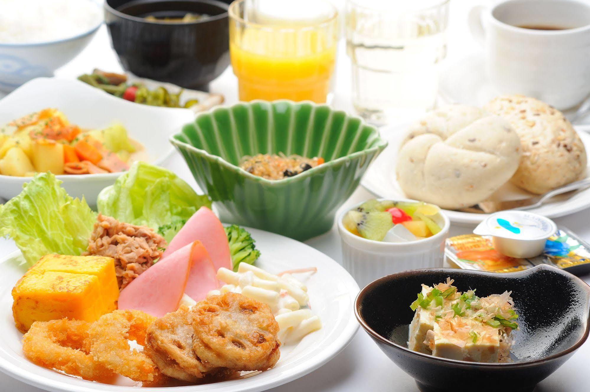 Route Grantia Fukuoka - Wakita Onsen 酒店 3*